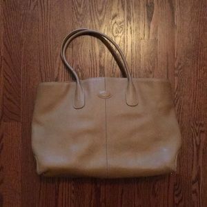 Tod’s Large Leather Tote Bag